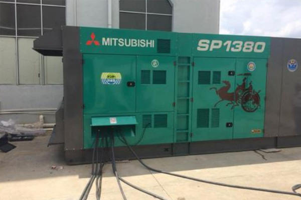 南和为什么有些柴油发电机组的输出电压可以调节？