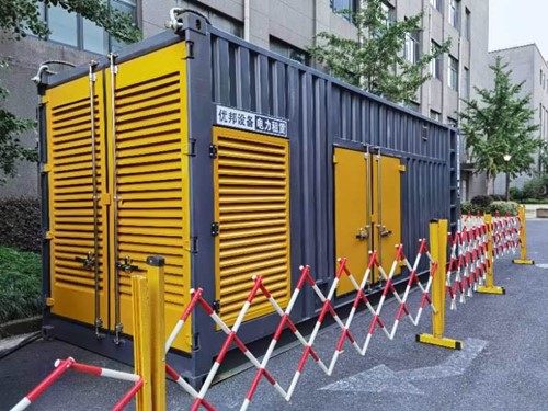 南和如何使用转速表检查发动机的转速？