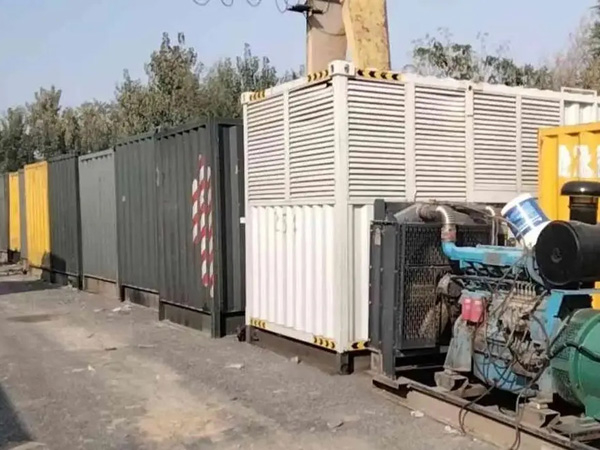 南和200KW柴油发电机机组每小时油耗是多少？